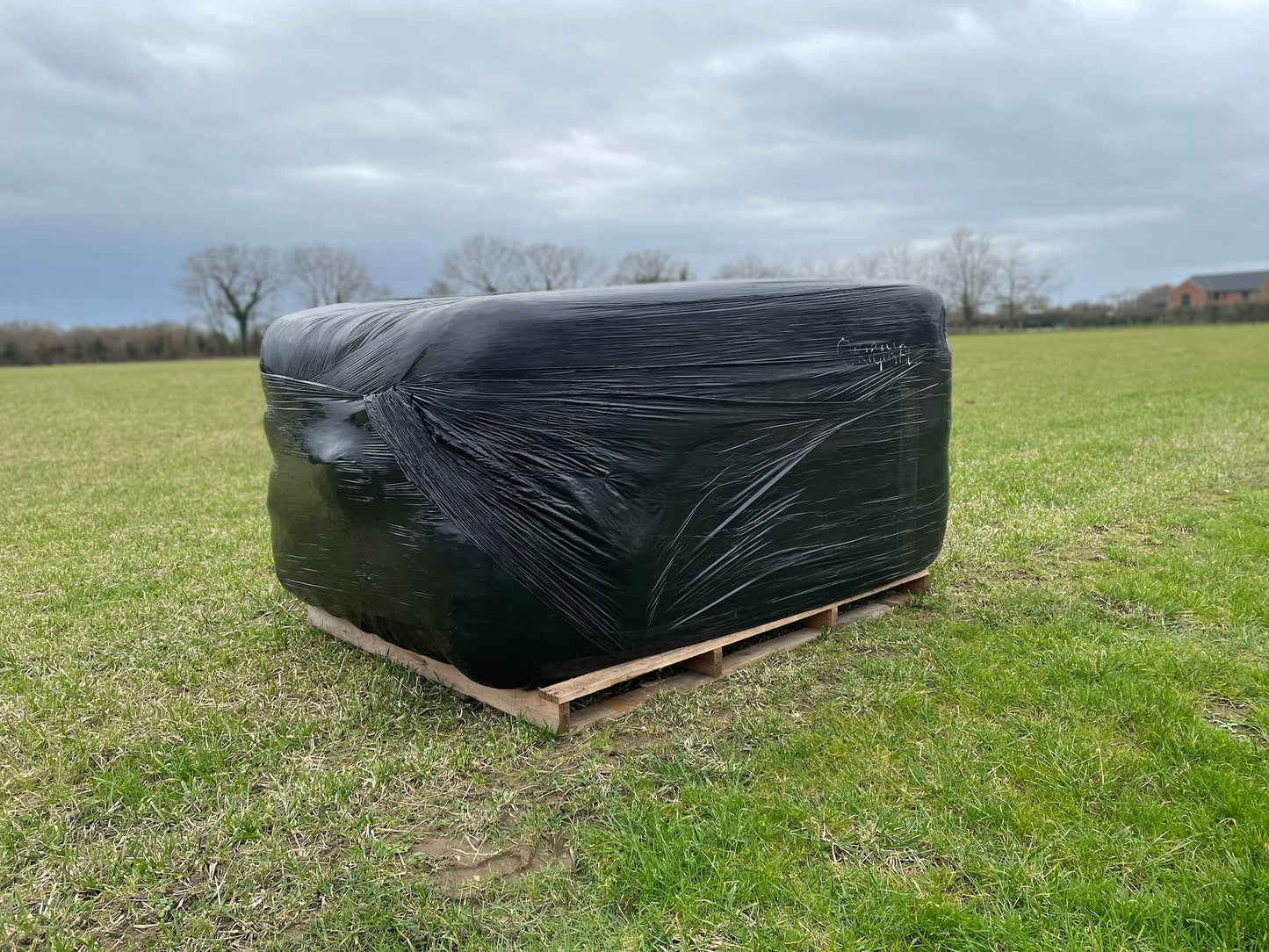 600 KG Haylage (Hi-Fibre)